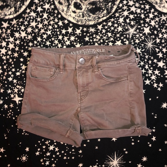 Brown jean shorts - Picture 1 of 3